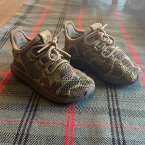 Toddler size 6 Adidas